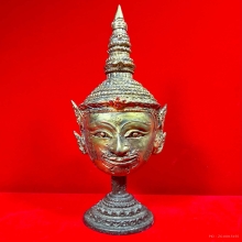 เศียรพระลักษณ์หน้าทอง ขนาดตั้งบูชา หลวงปู่กาหลง เขี้ยวแก้ว