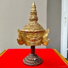 เศียรพระลักษณ์หน้าทอง ขนาดตั้งบูชา หลวงปู่กาหลง เขี้ยวแก้ว