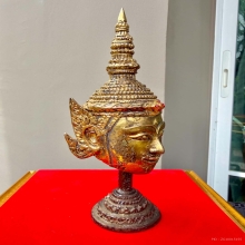 เศียรพระลักษณ์หน้าทอง ขนาดตั้งบูชา หลวงปู่กาหลง เขี้ยวแก้ว