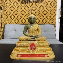 พระแก้วมรกต (ทรงเครื่องฤดูฝน)