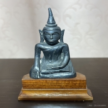 พระบูชาศิลปะนคร เนื้อเงิน 