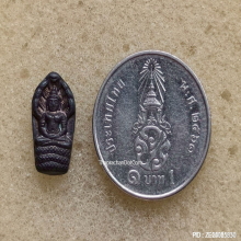 พระปรกใบมะขาม วัดสุทัศน์ รุ่นรัชมังคลาภิเษก ปี 31 เนื้อนวะ