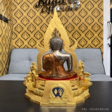 พระพุทธชินราช รุ่นมหาจักรพรรดิ์ วัดพระศรีรัตนมหาธาตุ ปี 2545
