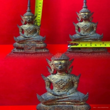 พระบูชารัตนะ ทรงเครื่องใหญ่
