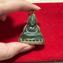 พระหยกโบราณ เลี่ยมนาค