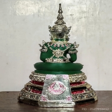 พระบูชาพระแก้วมรกต มีจารอักขระ วัดมฤคทายวันมหาวิหาร 