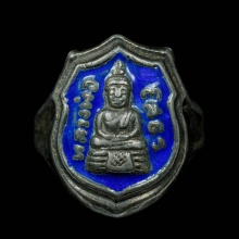แหวนหน้าโล่ห์หลังแบบ เนื้อเงินลงยา หลวงพ่อโสธร ปี2509