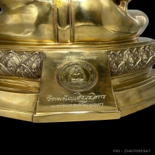  พระพุทธไตรรัตนนายก หลวงพ่อโต