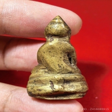 พระกริ่งอรหัง” วัดราชาธิวาส ปี ๒๔๙๖ 