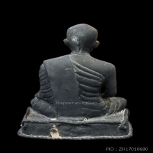 เจ้าอาวาสวัดชิโนรส ลป.สุข ปลุกเสก