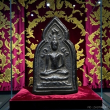 พระหลวงปู่ใจวัดเสด็จเนื้อเมฆพัตร พิมพ์ซุ้มประตู ปี2470