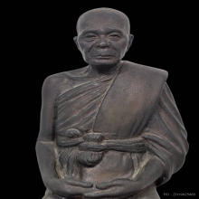 หลวงพ่อแดงวัดเขาบันไดอิฐ 2518