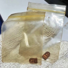 2 องค์ ปรกใบมะขามธรรมศาสตร์ 50 ปี ทองแดงผิวไฟ หลังตอกโค๊ต นะ