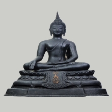 พระบูชา ภ.ป.ร. ปี 2508 วัดบวรนิเวศวิหาร ก้นดินไทยนิยม 5 นิ้ว