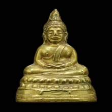 พระชัยสี่มุมเมือง บล๊อคทองคำ มือซ้อน จีวรขีด