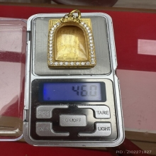 ตลับพระทองคำฝังเพชร