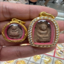 พระถ้ำเสือ เนื้อดิน จ.สุพรรณบุรี