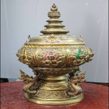 บาตรน้ำมนต์วัดไร่ขิง
