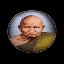 ล็อกเก็ตรุ่นหมดหนี้ หลวงปู่ทิม วัดพระขาว จ.อยุธยา ปี 2541