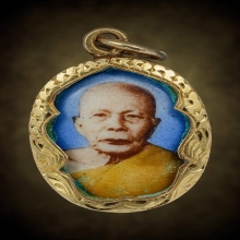 ล็อกเก็ตหิน รุ่นแรก หลวงพ่อแดง วัดเขาบันไดอิฐ 2503