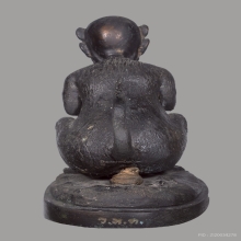 แมลงสี่หูห้าตารุ่นแรกครูบาชัยวงค์ วัดพระพุทธบาทห้วยต้ม 