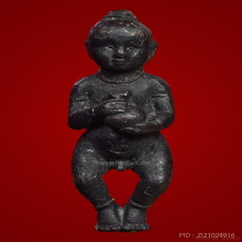 กุมารทองหลวงพ่อกวยรุ่นฝังลูกนิมิตรปี2521
