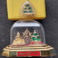 พระคู่บ้าน