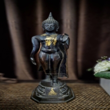 พระบูชาปางลีลา หลวงพ่อแพ วัดพิกุลทอง สิงห์บุรี