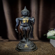 พระบูชาปางลีลา หลวงพ่อแพ วัดพิกุลทอง สิงห์บุรี