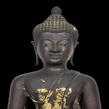 พระเชียงแสนสิงห์ 3 ขนาดหน้าตัก 8.2 นิ้ว สูง 16.5 นิ้ว