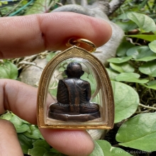 รูปเหมือนปั๊ม หลวงพ่อพรหม วัดช่องแค รุ่นก้นระฆัง เนื้อทองแดง