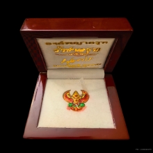 พญาครุฑ หลวงพ่อวราห์ รุ่นราชาครุฑ ปี 2566 เนื้อทองคำลงยา