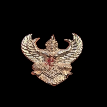 พญาครุฑ รุ่นโคตรรวย เนื้อเงิน หลวงพ่อวราห์ ปี 38 ตอกโค๊ตครุฑ