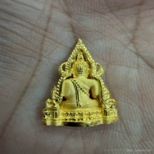 รูปหล่อเนื้อทองคำพระพุทธชินราช