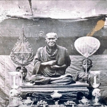 สมเด็จเผ่าพิมพ์อกร่องหูบายศรี วัดบางขุพรหม ปี2495 ไม่ตัดปีก