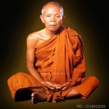 ลพ.คูณ วัดบ้านไร่…พระปรกใบมะขาม รุ่นแรก พ.ศ. 2517