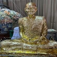 รูปเหมือนปั๊ม หลวงพ่อพรหม รุ่นก้นระฆัง เนื้อทองเหลืองสวยเดิม