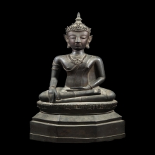 พระบูชา เชียงแสน ทรงเครื่อง