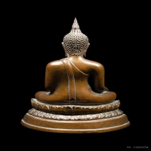 พระบูชาพุทธชินสีห์ วัดบวรนิเวศวิหาร