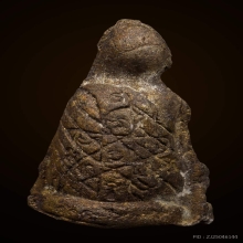 รูปเหมือนหลวงปู่ทิม วัดละหารไร่ เนื้อผง ยุคต้น