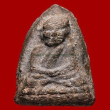 หลวงปู่ทวดเนื้อว่านปี97กลางชะลูด